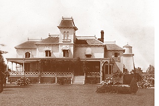 W. K. Muir Cottage
